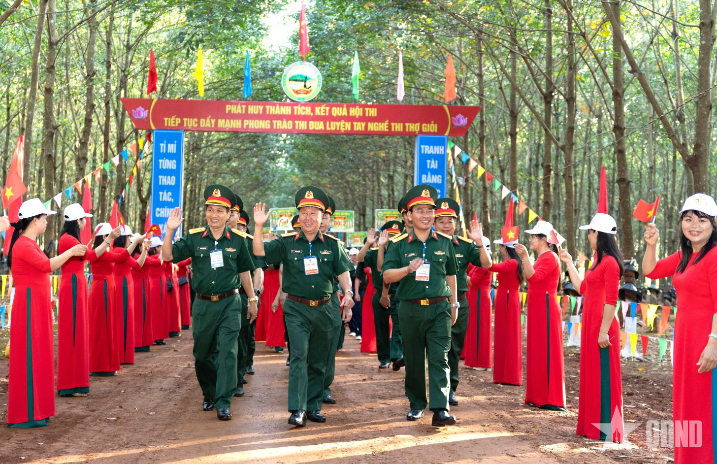Đoàn Kinh tế - Quốc phòng 75: Nâng cao tay nghề, tạo sinh kế bền vững cho công nhân nơi biên giới